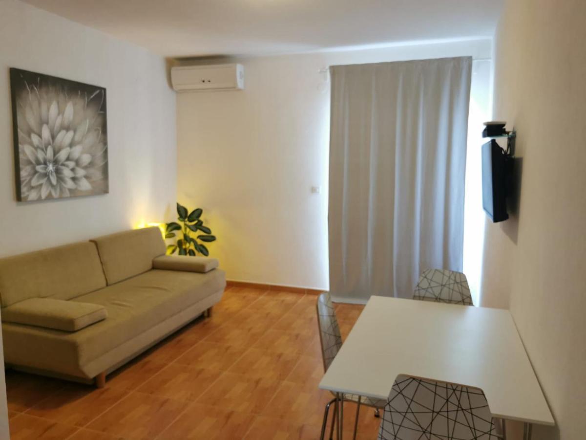 Apartments Angela Makarska Kamer foto