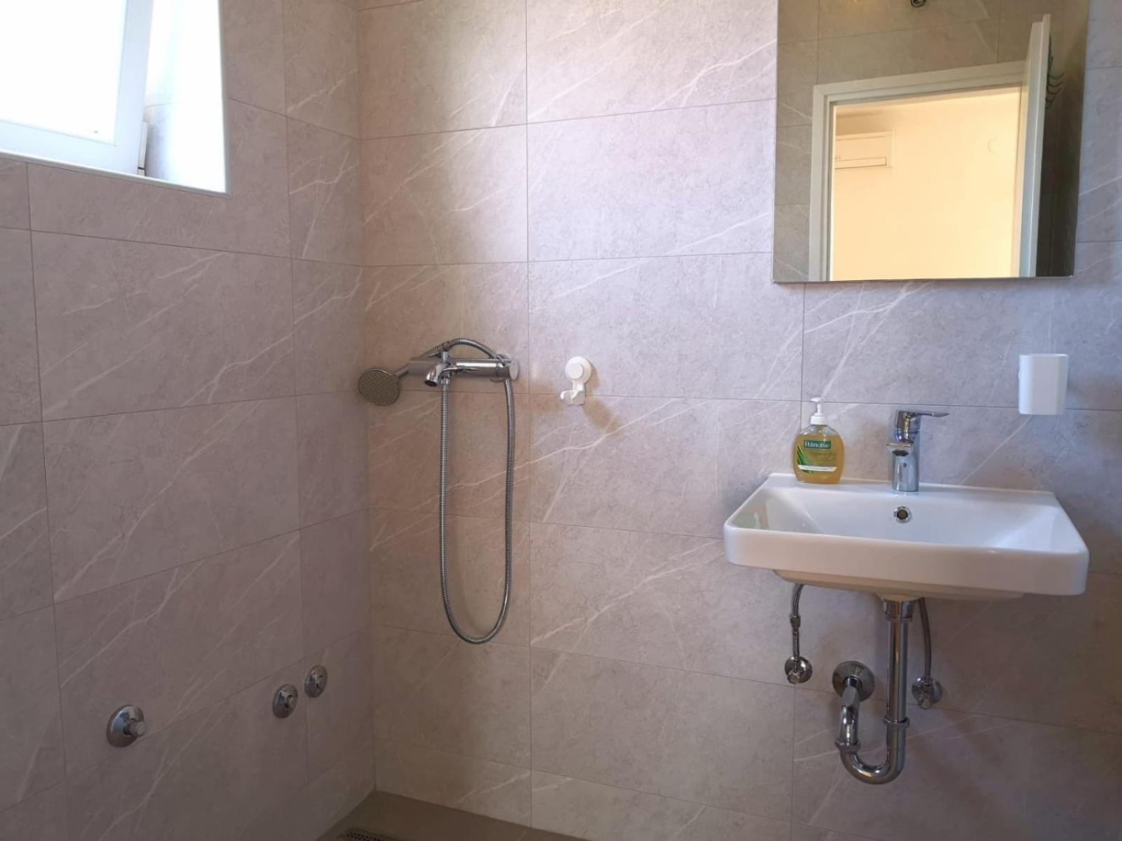 Apartments Angela Makarska Kamer foto