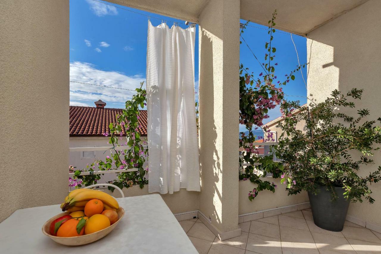 Apartments Angela Makarska Buitenkant foto