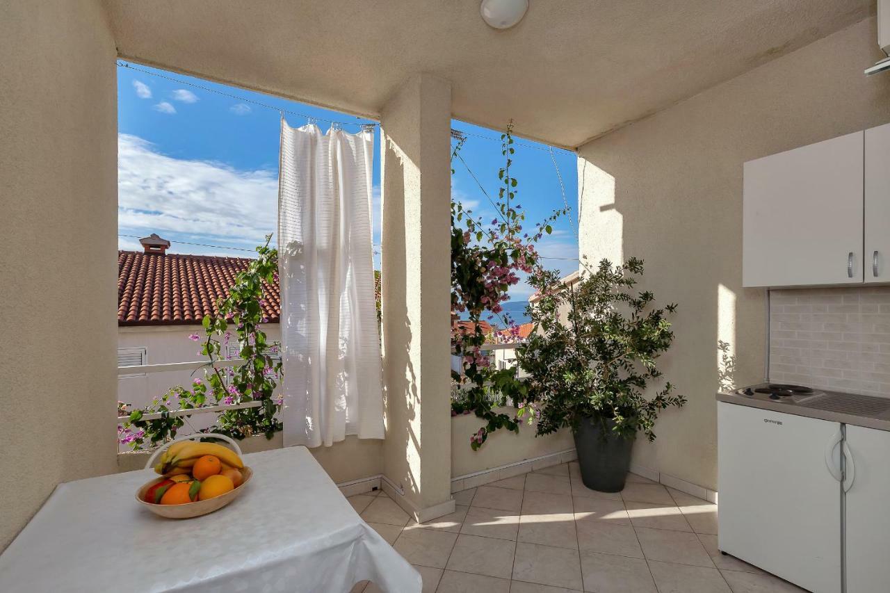 Apartments Angela Makarska Buitenkant foto
